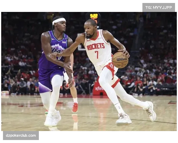 火箭杜兰特降薪续约展现领导力 关键球能力提升球队进攻上限 火箭杜兰特降薪续约展现领导力 关键球能力提升球队进攻上限